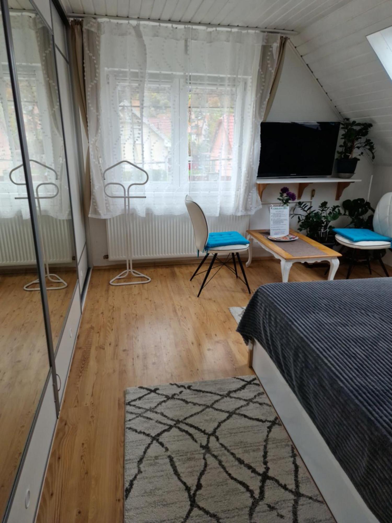 Csaladi Haz Apartment Budapest Ngoại thất bức ảnh